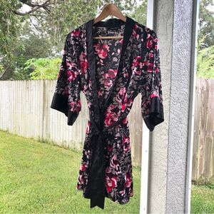 Nanette Lepore Floral Satin Robe S Black Pink Kimono Tie Belt Lounge Sleepwear